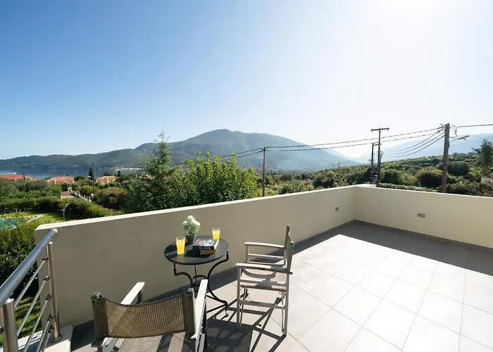 Roses By * Karavomylos